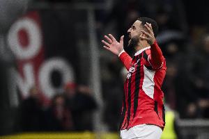 Kaiyun网页版-沃克：和图赫尔讨论了转会米兰的事情，我告诉他我想留在欧洲